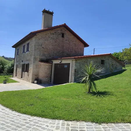 Casa O Sopé Hébergement de vacances A Filgueira (A Coruna)